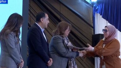 مدبولي يسلم عقود وحدات "سكن لكل المصريين" بحدائق العاصمة لمحدودي ومتوسطي الدخل