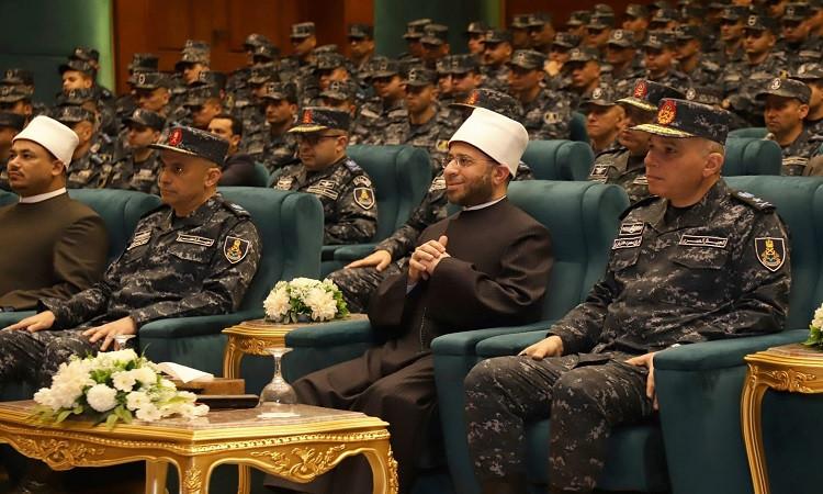 القوات البحرية تنظم ندوة دينية بحضور وزير الأوقاف تزامنا مع شهر رمضان 