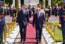 الرئيس السيسي يستقبل رئيس جمهورية فنلندا ألكسندر ستوب بقصر الإتحادية