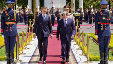 الرئيس السيسي يستقبل رئيس جمهورية فنلندا ألكسندر ستوب بقصر الإتحادية