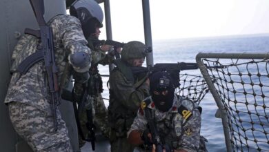 حرب إيران كشفت إخفاقات ترامب في مجال التفاوض وإيران المنهكة تبقي سيطرتها على هرمز