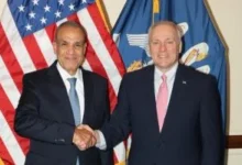 وزير الخارجية يلتقي زعيم الأغلبية الجمهورية بمجلس النواب الأمريكي 