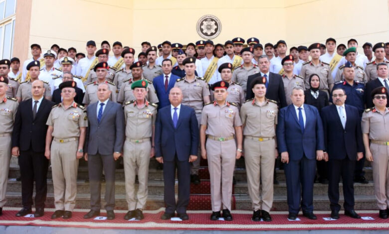 المتحدث العسكرى: الأكاديمية العسكرية تحتفل بتخرج دورات تدريبية للمرشحين للعمل بوزارة النقل