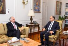 وزير الخارجية يؤكد للمبعوث الأممي ضرورة عقد جولة المفاوضات بين واشنطن وطهران 