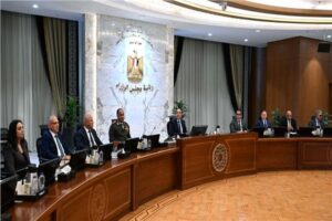 مدبولى الحكومة تستعد لمختلف السيناريوهات مع استمرار الضغوط على أسواق الطاقة