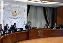 رئيس الوزراء يُتابع إجراءات مواجهة المخاطر المرتبطة بالمنصات والألعاب