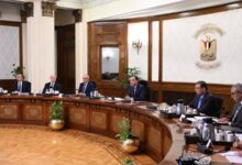 رئيس الوزراء يتابع الخطط التنفيذية لتنمية سيناء