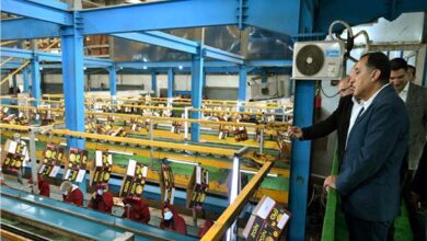 رئيس الوزراء يتفقد محطة الصواف لتعبئة الموالح والحاصلات الزراعية