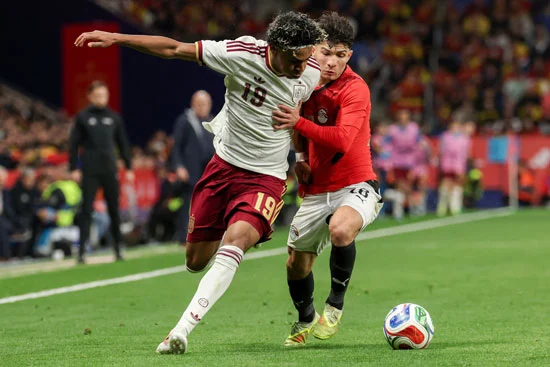 منتخب مصر يتعادل مع إسبانيا في برشلونة وديًا استعدادا لكأس العالم