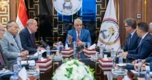 وزير الإنتاج الحربى يبحث مع يونغ-هانز وتاليس مصر التعاون فى الصناعات الدفاعية