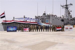 المتحدث العسكرى: القوات البحرية المصرية والبريطانية تنفذان التدريب المشترك "مدافع الإسكندرية"