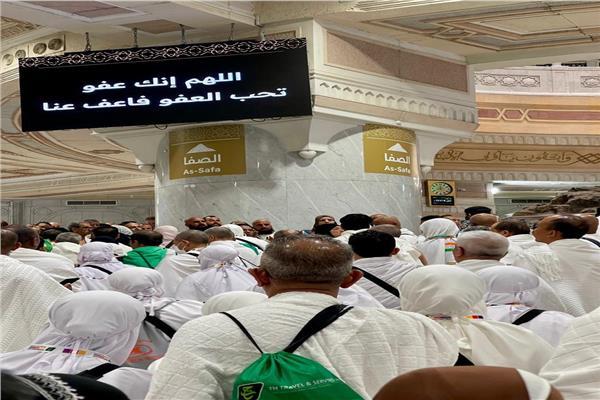 التضامن: وصول 10 آلاف حاج من الجمعيات الأهلية إلى مكة والمدينة 