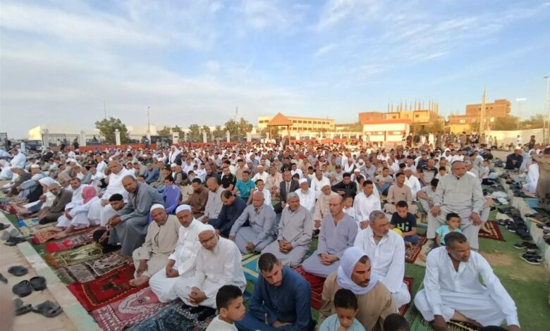 غرفة عمليات الأوقاف: إقبال حاشد على ساحات الصلاة والمساجد بمختلف المحافظات 