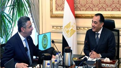 رئيس الوزراء يتابع مع وزير التموين استعدادات استقبال عيد الأضحى المبارك 