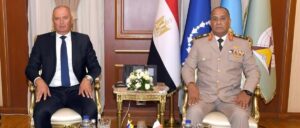 المتحدث العسكرى: الفريق أشرف سالم زاهر يلتقى نائب رئيس مجلس الوزراء وزير دفاع البوسنة والهرسك 