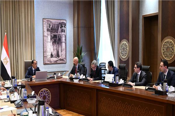 مدبولي يجتمع بمسئولي «سكاتك» النرويجية لاستعراض المشروعات التي تنفذها 