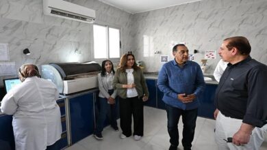 رئيس الوزراء يتفقد مستشفى رشيد المركزي 