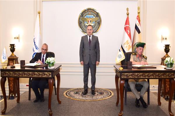 المتحدث العسكرى :الاكاديمية العسكرية المصرية توقع بروتوكول تعاون مع أكاديمية البحث العلمى والتكنولوجيا 