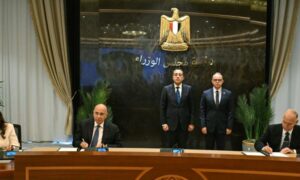 مدبولي يشهد مراسم توقيع اتفاقية بين جهاز مشروعات الخدمة الوطنية و "طاقة عربية"