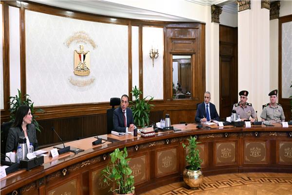 رئيس الوزراء يتابع استعدادات إطلاق المرحلة الثانية من «حياة كريمة 