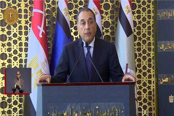 رئيس الوزراء يشهد فعاليات حفل تركيب وعاء ضغط المفاعل بمحطة الضبعة