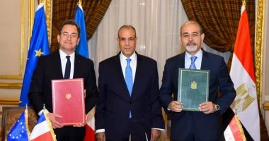 وزير الخارجية يشهد مراسم التوقيع على إعلان النوايا للتعاون فى الهجرة بين مصر وفرنسا 