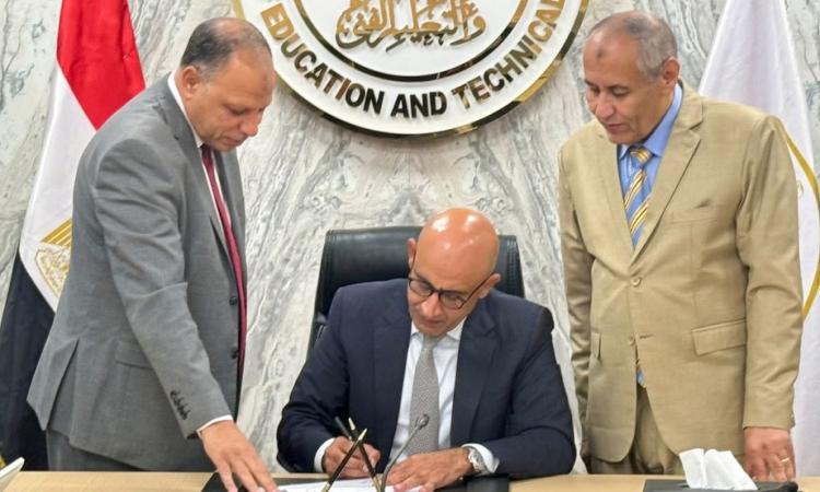 اعتماد نتيجة الثانوية العامة بنسبة نجاح 75.1% "للنظام الجديد" و72.1% للقديم 