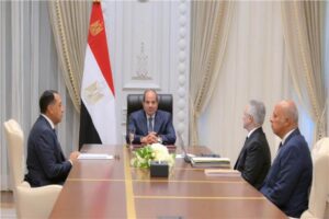 الرئيس السيسى يشدد على اتخاذ كل الإجراءات الكفيلة بسرعة تنفيذ الأحكام الصادرة فى دعاوى النفقات 
