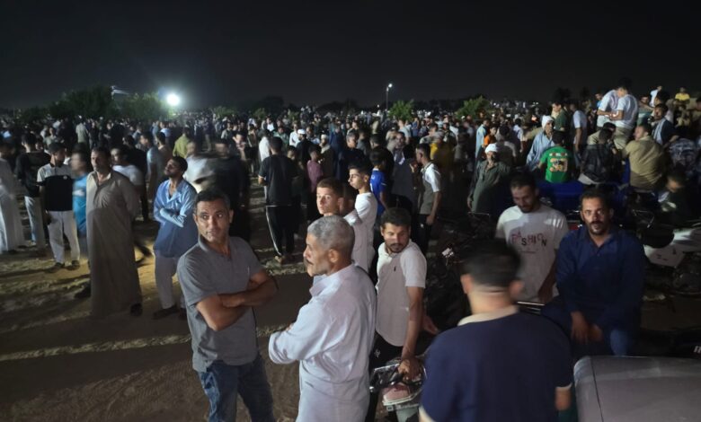 تشييع جثامين ضحايا طريق الدواويس من قريتي "وادى الملاك" و"بحر البقر" بالشرقية 