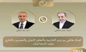 وزير الخارجية ونظيره الإيراني يبحثان تهيئة الأجواء للعودة للمسار الدبلوماسي 