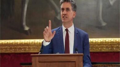 وزيرالخارجية البريطاني يُدين المشروع الاستيطاني الإسرائيلي E1 ويُهدد بعقوبات شاملة: بريطانيا لن تقف مكتوفة الأيدي 