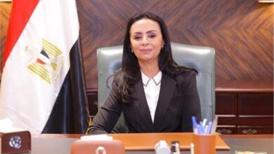 التضامن الاجتماعي تصرف التعويضات لأسر ضحايا حادث تصادم سيارتي نقل عمال بالإسماعيلية 