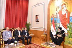 البابا تواضروس يستقبل رئيس هيئة الإسعاف