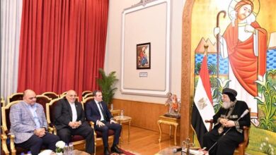 البابا تواضروس يستقبل رئيس هيئة الإسعاف 