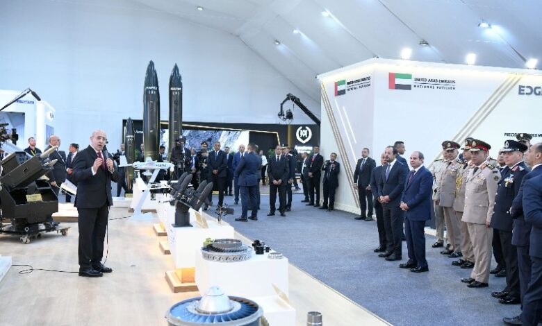 «متحدث الرئاسة» ينشر صور الرئيس السيسي خلال افتتاح معرض العلمين الدولي للطيران والفضاء 2026 