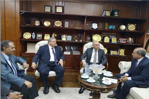 هيئة الاستعلامات و«إتقان» يبحثان سبل التعاون للتعريف بالإنجازاتها 
