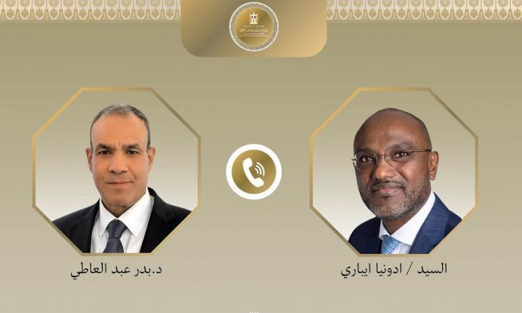 اتصال هاتفي بين وزير الخارجية ونظيره الأوغندي لبحث سبل تعزيز العلاقات الثنائية 
