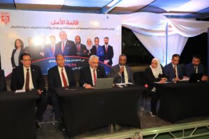 نجاح مثمر لندوة «قائمة الأمل» بنادي رويال.. اللواء حسام الدين نجيدة يستعرض رؤية استراتيجية للتطوير بحضور كبير من الجمعية العمومية والشخصيات العامة الفنية والرياضية ويطرح باقة من المبادرات والمزايا والخدمات المستقبلية 