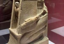 متحف آثار الغردقة يكشف أسرار الجزء المقدس داخل معابد مصر القديمة لحماية تمثال المعبود 