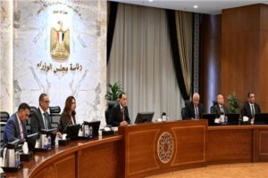 في اجتماع مجلس المحافظين..رئيس الوزراء: التوسع في إقامة المعارض والأسواق خلال المواسم والأعياد 