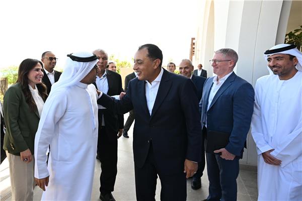 مدبولى :مشروعات رأس الحكمة تدفع عجلة التنمية بالساحل الشمالي الغربي