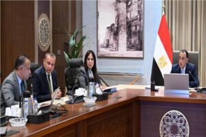 مدبولي يتابع موقف عددا من ملفات العمل الخاصة بالهيئة العامة للتنمية السياحية