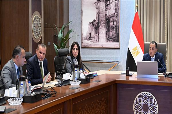 مدبولي يتابع موقف عددا من ملفات العمل الخاصة بالهيئة العامة للتنمية السياحية