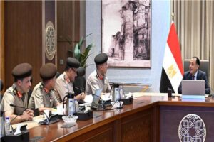 رئيس الوزراء يتابع موقف المشروعات الجاري تنفيذها بالتعاون مع الهيئة الهندسية 