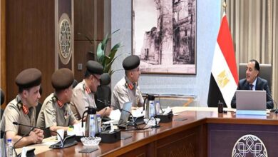 رئيس الوزراء يتابع موقف المشروعات الجاري تنفيذها بالتعاون مع الهيئة الهندسية 