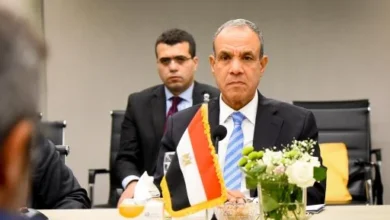 نشاط مكثف لوزير الخارجية في نيويورك.. عبد العاطي يبحث مع مسعد بولس الأوضاع بالسودان وليبيا.. ويؤكد ضرورة تهيئة الأجواء لإيجاد حلول سياسية من خلال الحوار.. ويستعرض الخطط الوطنية لتحقيق أهداف التنمية المستدامة  