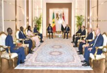 الرئيس السيسي يبحث مع نظيره السنغالي تعزيز العلاقات التاريخية والتعاون بين البلدين ويؤكد استعداد مصر لدعم تنفيذ"الخطة الخمسية للسنغال"