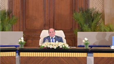 خلال مشاركتة بجلسة "التنمية الحضرية والعمرانية" بـمنتدى مصر ٢٠٢٦الرئيس السيسى يوجه الحكومة وصندوق تحيا مصر بإنشاء 200 ألف وحدة سكنية لغرض الإيجار 