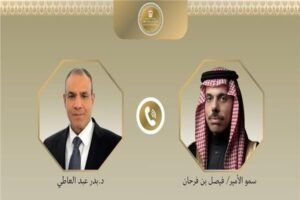 وزيرا خارجية مصر والسعودية يبحثان مستجدات الأوضاع الإقليمية وجهود احتواء الأزمة الراهنة
