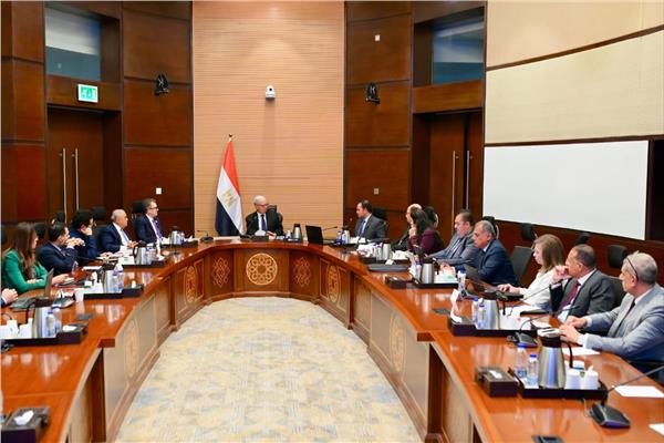 نائب رئيس الوزراء يستعرض الخطة التنفيذية لـ وثيقة سياسة ملكية الدولة 2026-2030